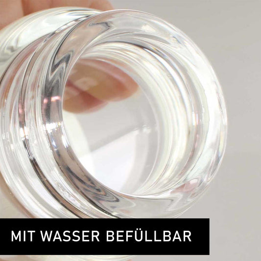 CANNOLI-ROLL – Befüllseite im Detail / „Detailaufnahme der Öffnung zum Befüllen mit heißem Wasser