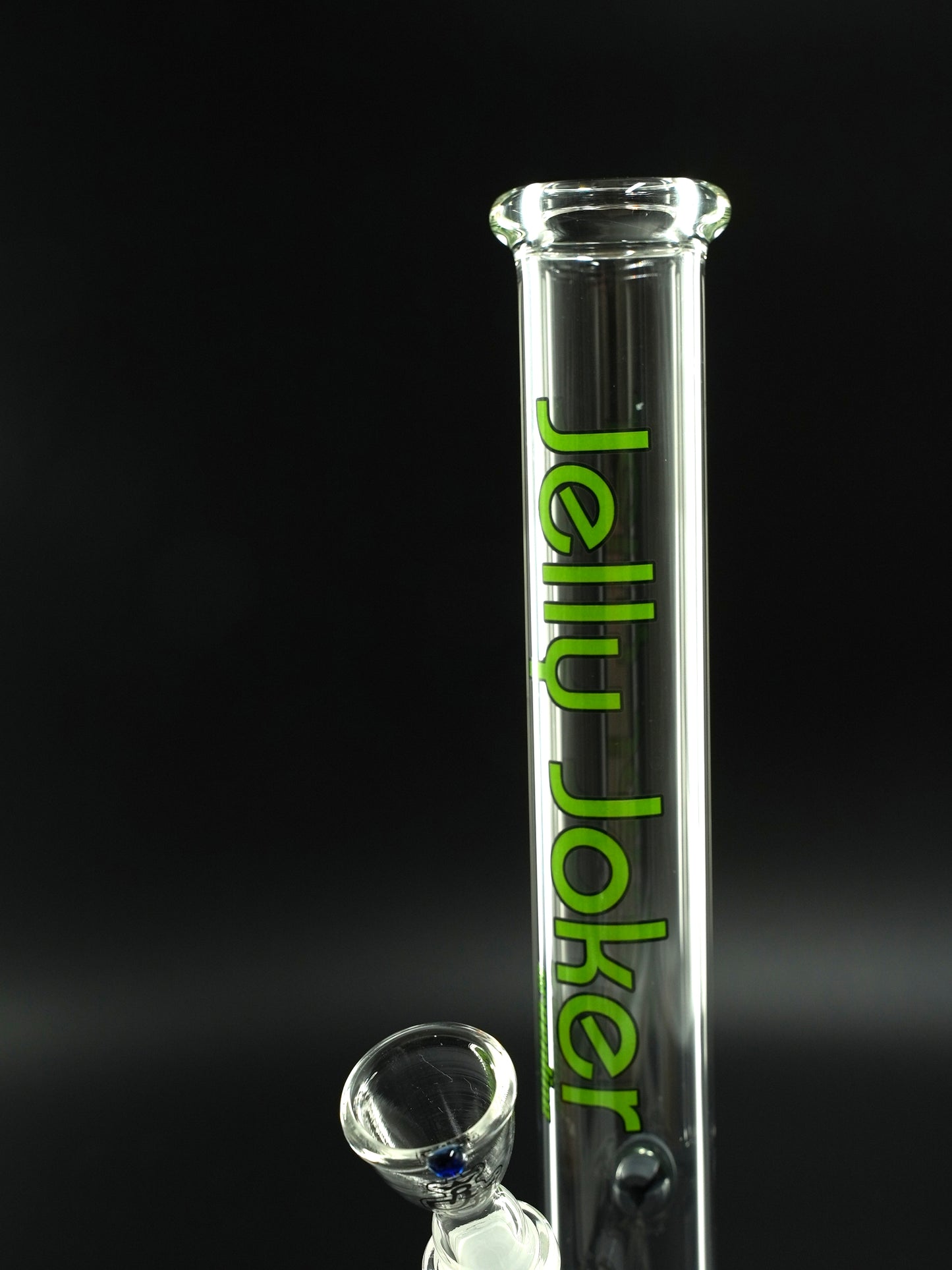 Das gut sichtbare Jelly Joker Logo ziert das klare Borosilikatglas der JJ-S-008 und steht für Qualität und Präzision im Glasdesign