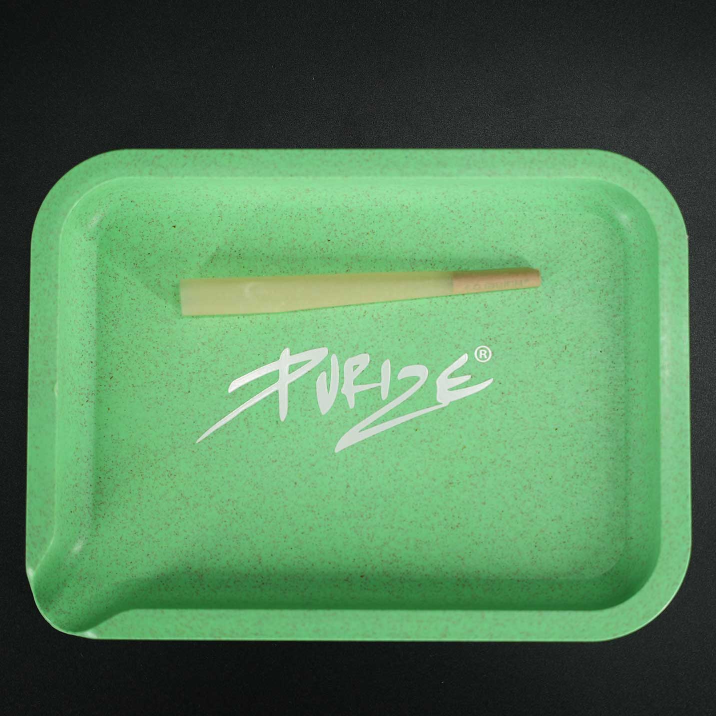 Größenvergleich PURIZE Plant-Fiber-Composite Kit Grün, praktisches Tray im kompakten Format.