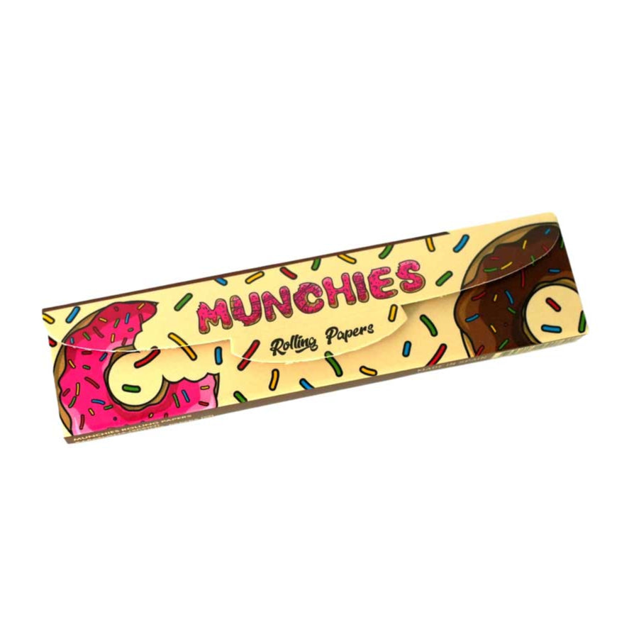 32 ungebleichte King Size Slim Papers mit natürlicher Gummierung – das Monkey King Munchies Heft für bewussten Rauchgenuss
