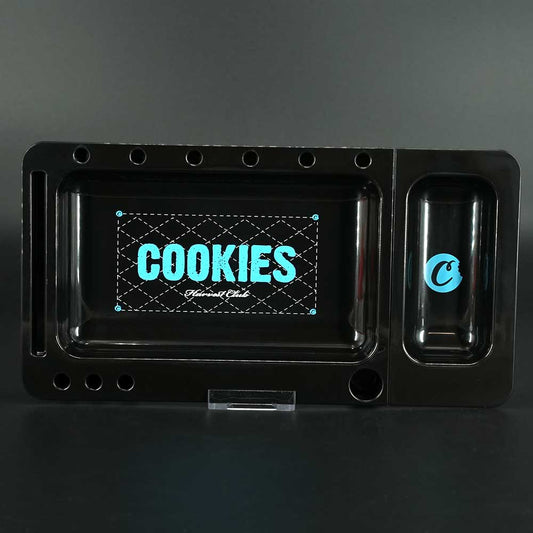 Cookies Rolling Tray 2.0 Black – Gesamtansicht: Schwarzes Limited-Edition-Rolltablett mit ikonischem Cookies-Logo.