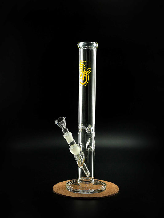 „Die Opalith von Jelly Joker ist eine 45 cm hohe Zylinderbong aus 7 mm Borosilikatglas – schlicht, klar und massiv verarbeitet