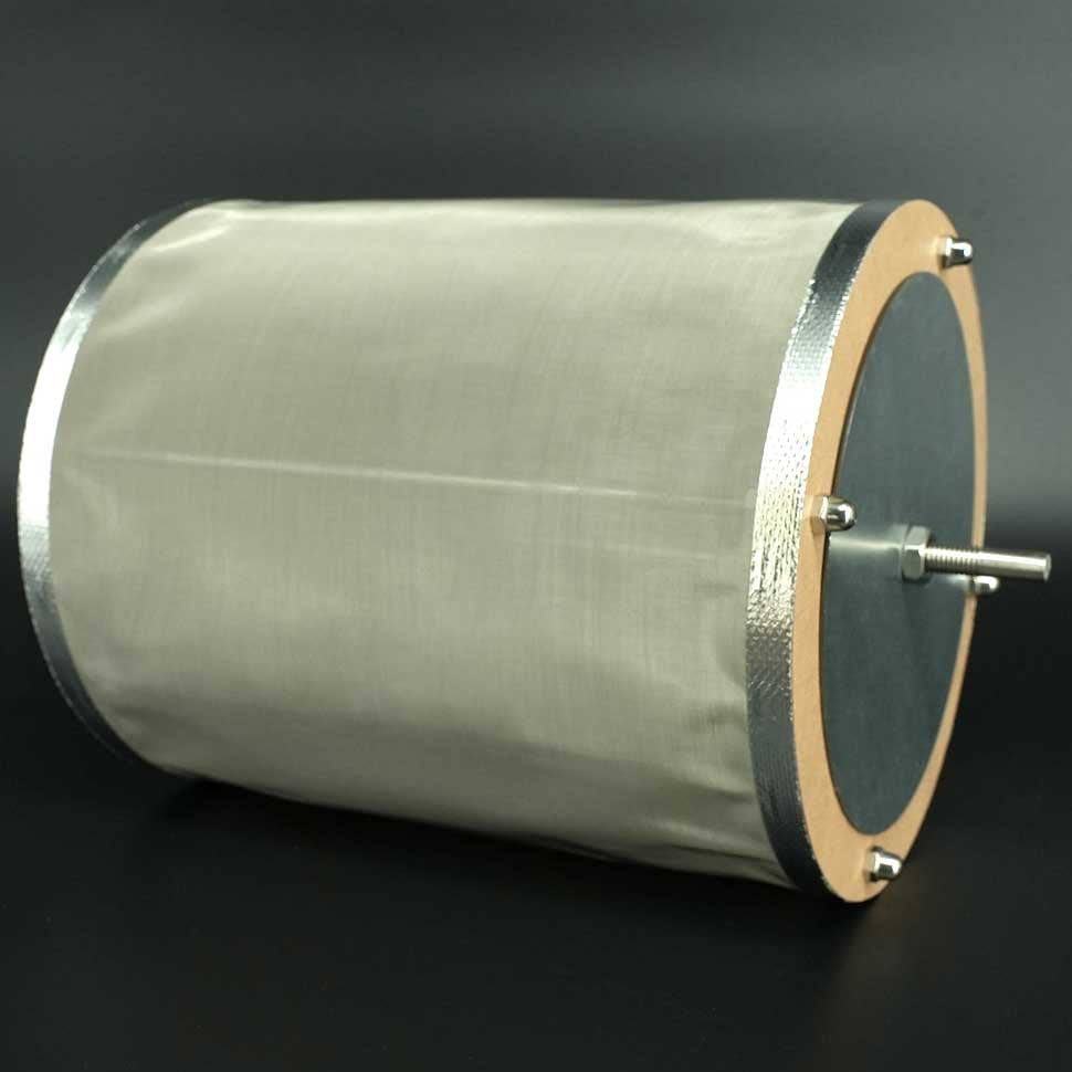 Feines 200 µm Edelstahl-Sieb für maximale Reinheit bei der Pollenverarbeitung.
Betont Qualität, Präzision und Kompatibilität mit der 150 g Heisenberg Pollenmaschine.