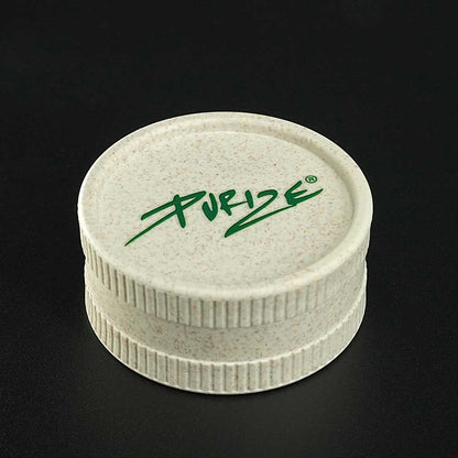 Nachhaltiger PURIZE Bio Hanf Grinder, 2-teilig, biologisch abbaubar, robust und handlich Ø 55 mm.
