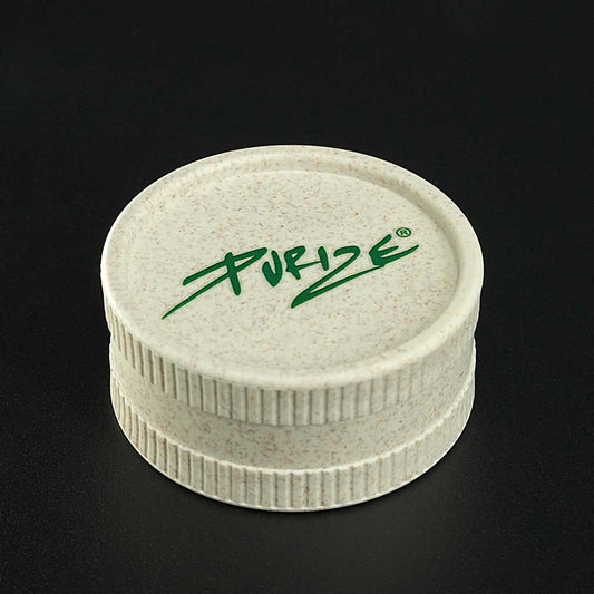 Nachhaltiger PURIZE Bio Hanf Grinder, 2-teilig, biologisch abbaubar, robust und handlich Ø 55 mm.
