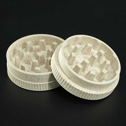 PURIZE Hanf Grinder Organic in Naturweiß, 2-teilig mit patentierten Schneidezähnen, Ø 55 mm.