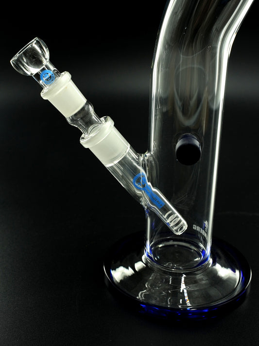 Mitgeliefertes Chillum mit Schlitzloch-Diffusor (18.8 mm) sorgt für angenehme Filterung – perfekt abgestimmt auf die Slick Rick 3.0
