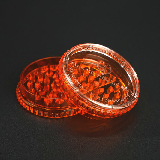 Der STORZ+BICKEL Grinder überzeugt mit stabilem Kunststoff, Vorratsfach und griffigem Design – ideal für unterwegs.