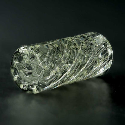 Detailaufnahme STYCKY Glasfilter Nightshine Ø 12 mm 30 mm mit spiralförmigen Strukturen und Glow-Partikeln im Glasfilter