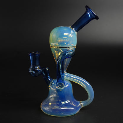 Dab Rig Lotus Recycler aus Silver-Fumed-Glas mit blauen Akzenten und 14-mm-Schliff