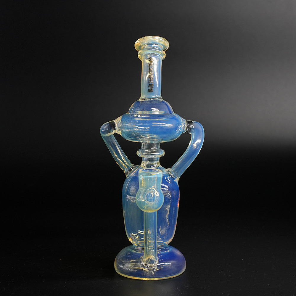 Frontansicht der Dab Rig Luma mit symmetrischen Recycler-Rohren