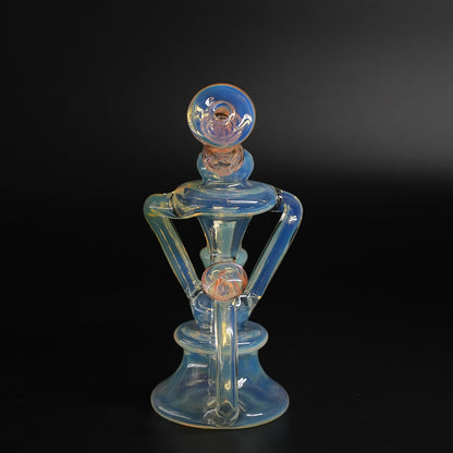 Rückansicht der Nova Orb Dab Rig mit symmetrischen Recycler-Armen
